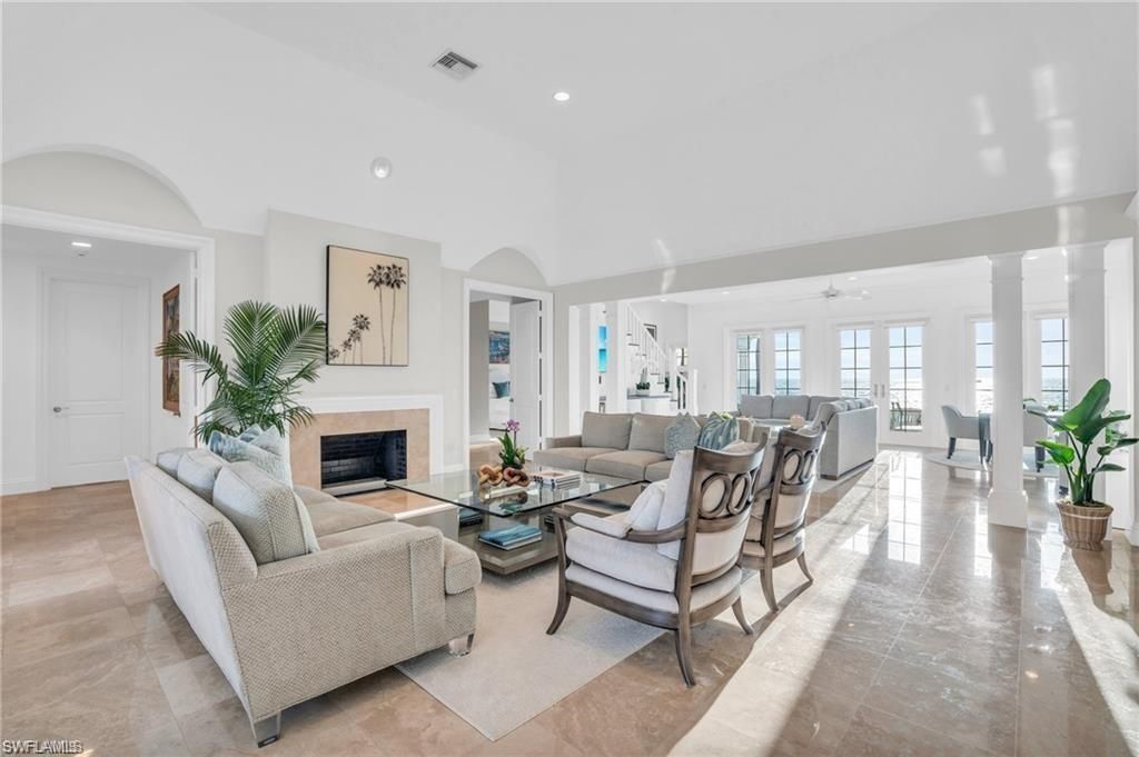 23 6th Ave N , Naples, FL 34102 Photo