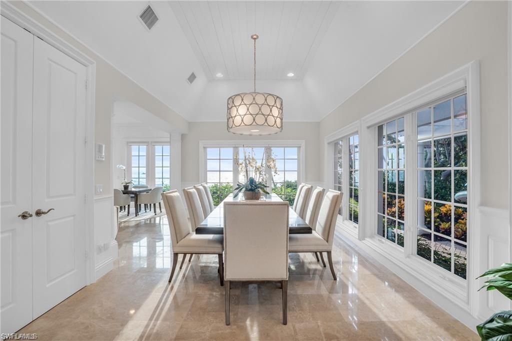 23 6th Ave N , Naples, FL 34102 Photo