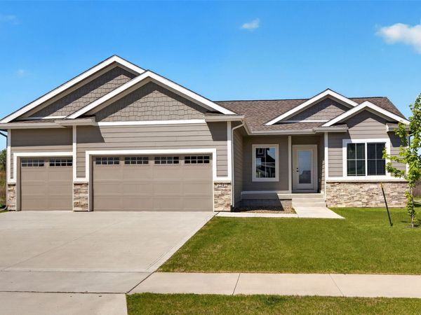 2347 SE 5th Street, West Des Moines, IA 50265