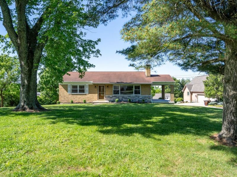 8033 Jordan Road, Cleves, OH 45002 Photo 2