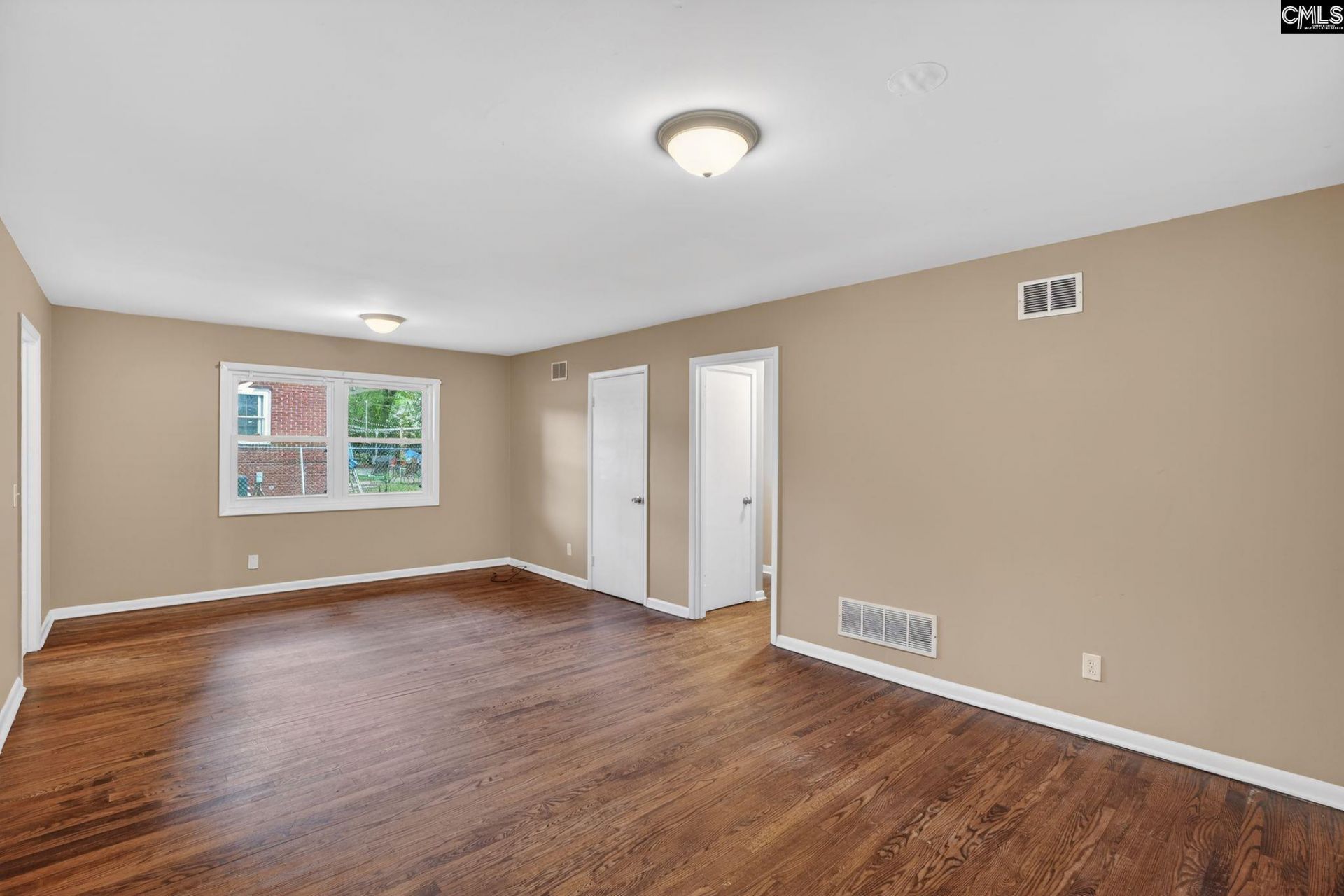 1734 Nearview Avenue  Photo 17