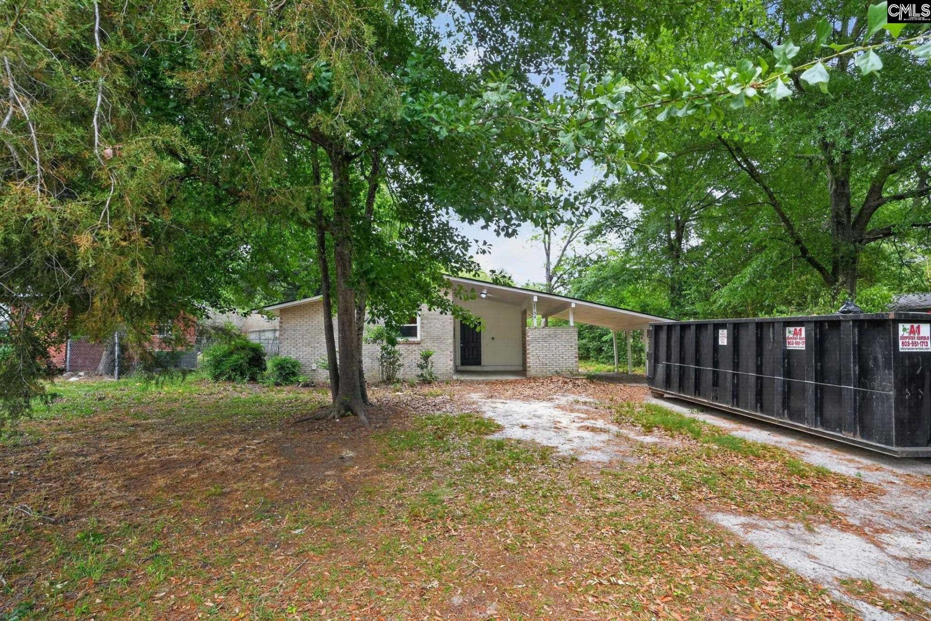 1734 Nearview Avenue  Photo 6