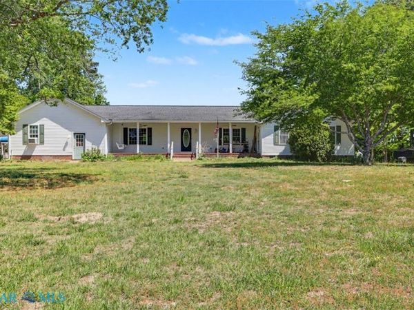 8237 Spring Hill Farm Road , Gloucester, VA 23061