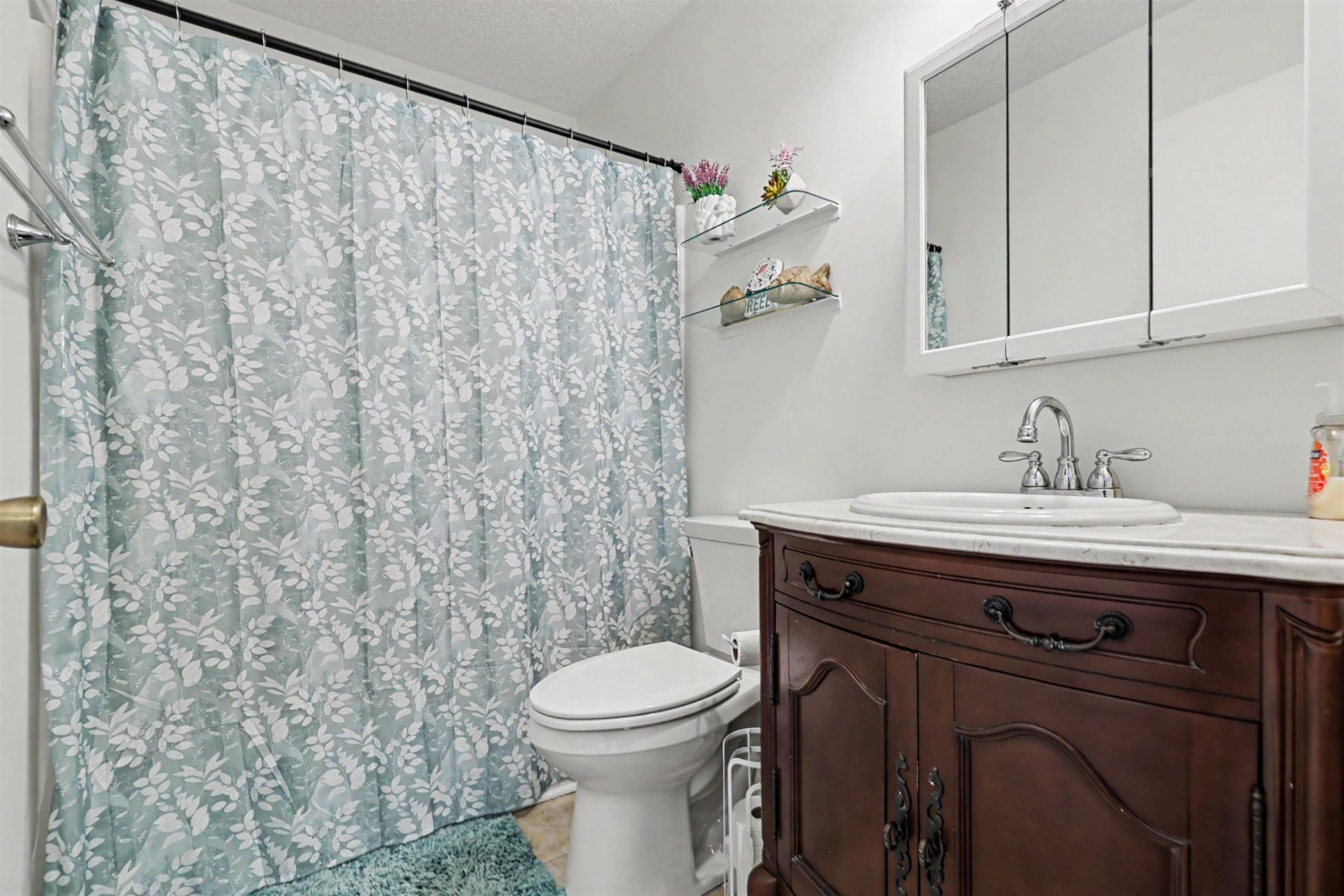 1707 Edge Dr.  Photo 16