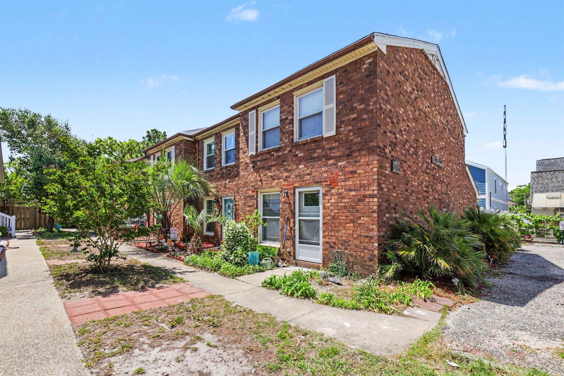 1707 Edge Dr.  Photo 21