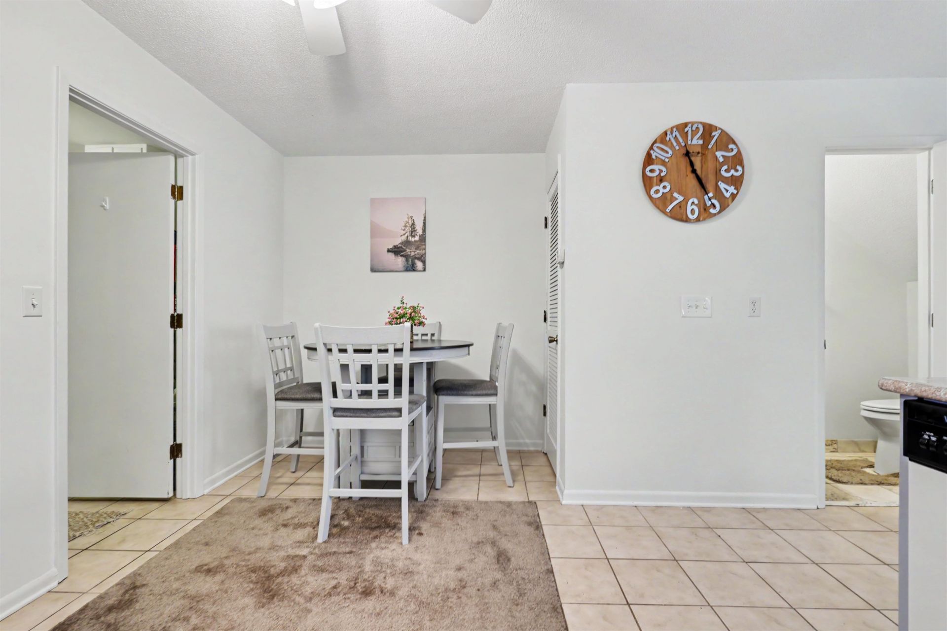 1707 Edge Dr.  Photo 9