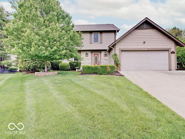 1560 Saylor Street, Zionsville, IN 46077