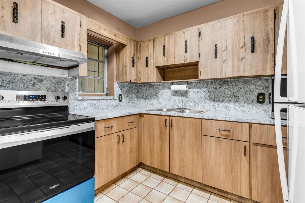 701 Tamiami Canal Rd , Miami, FL 33144 Photo