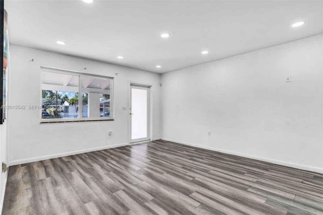 701 Tamiami Canal Rd , Miami, FL 33144 Photo