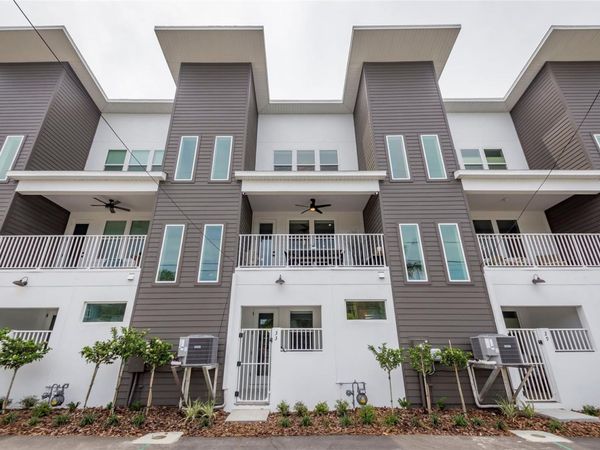 33 29TH STREET N, ST PETERSBURG, FL 33713