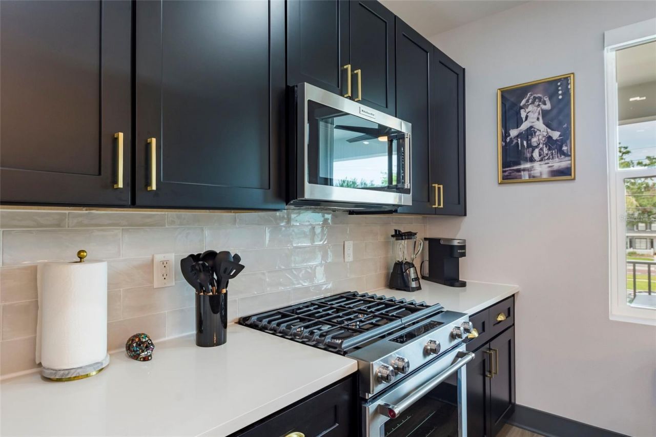33 29th Street N, Saint Petersburg, FL 33713 Photo