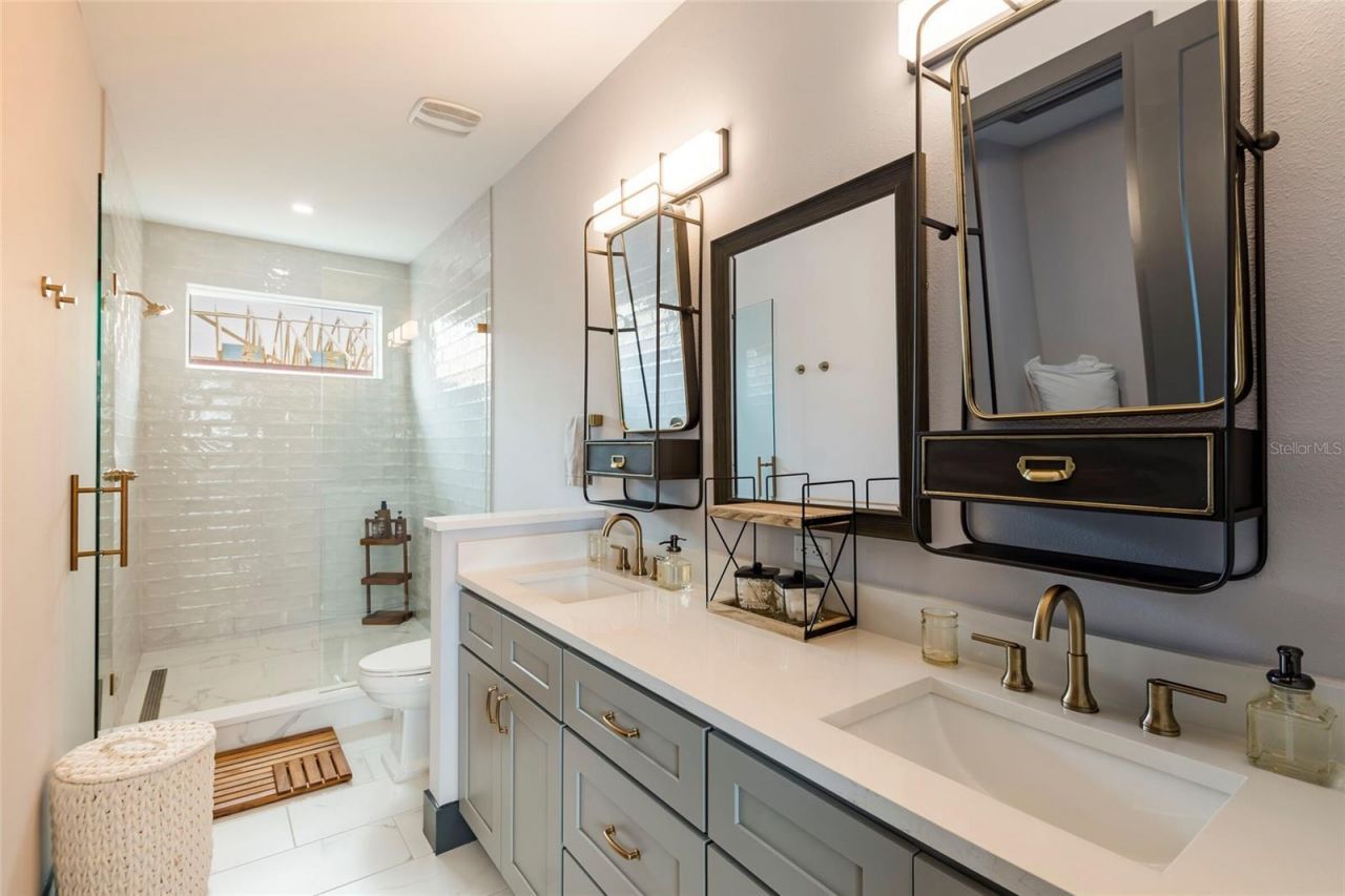33 29th Street N, Saint Petersburg, FL 33713 Photo