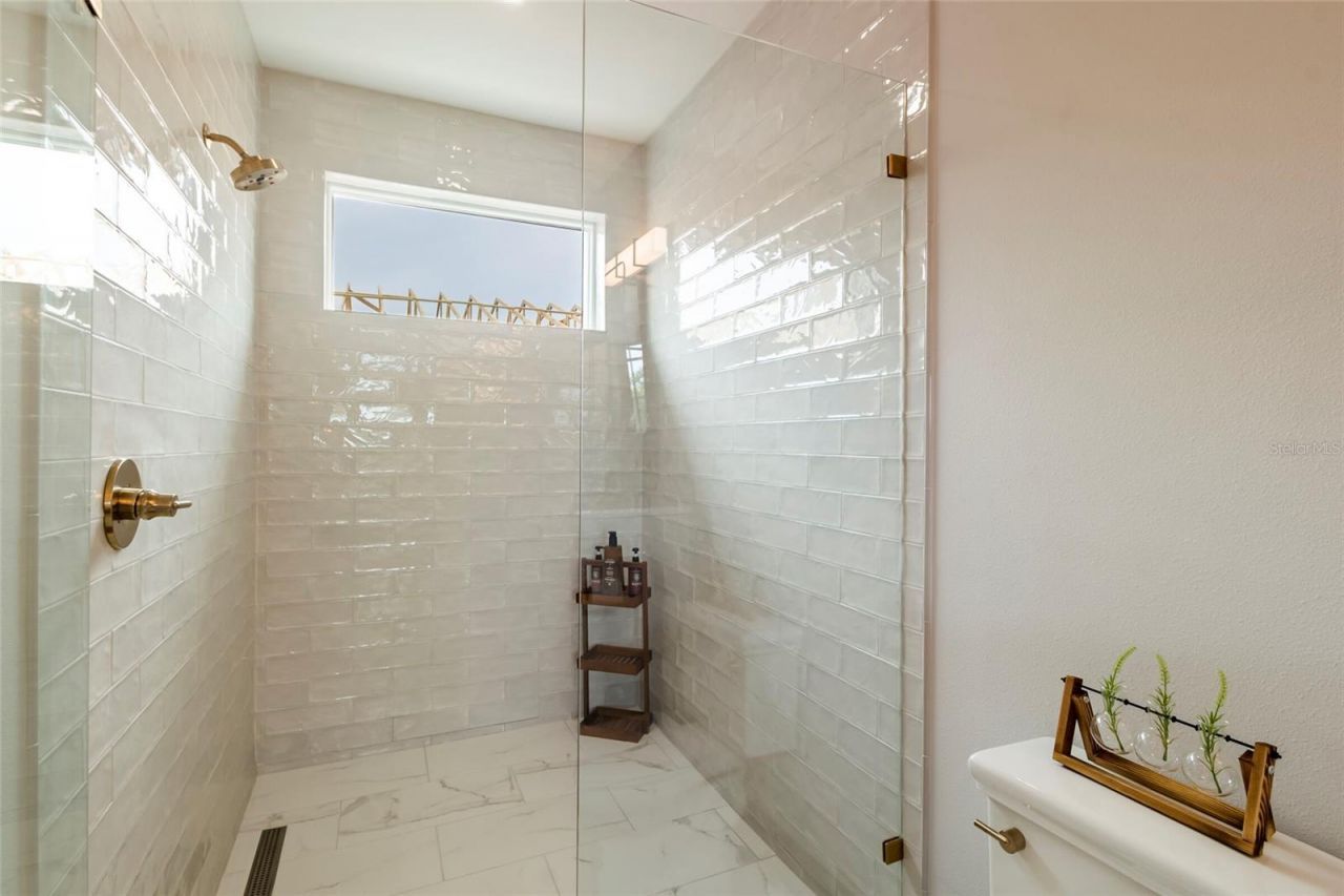 33 29th Street N, Saint Petersburg, FL 33713 Photo