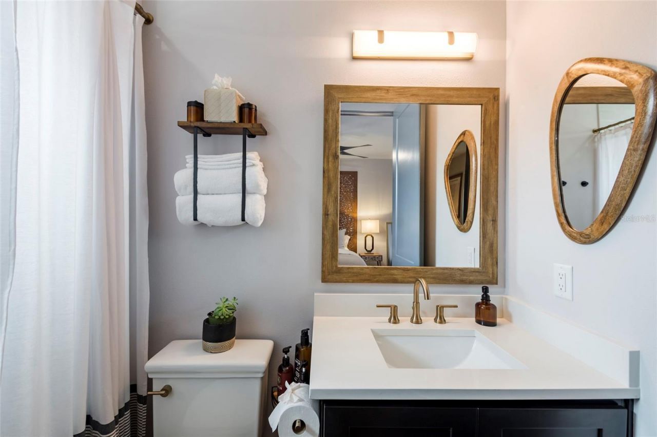 33 29th Street N, Saint Petersburg, FL 33713 Photo