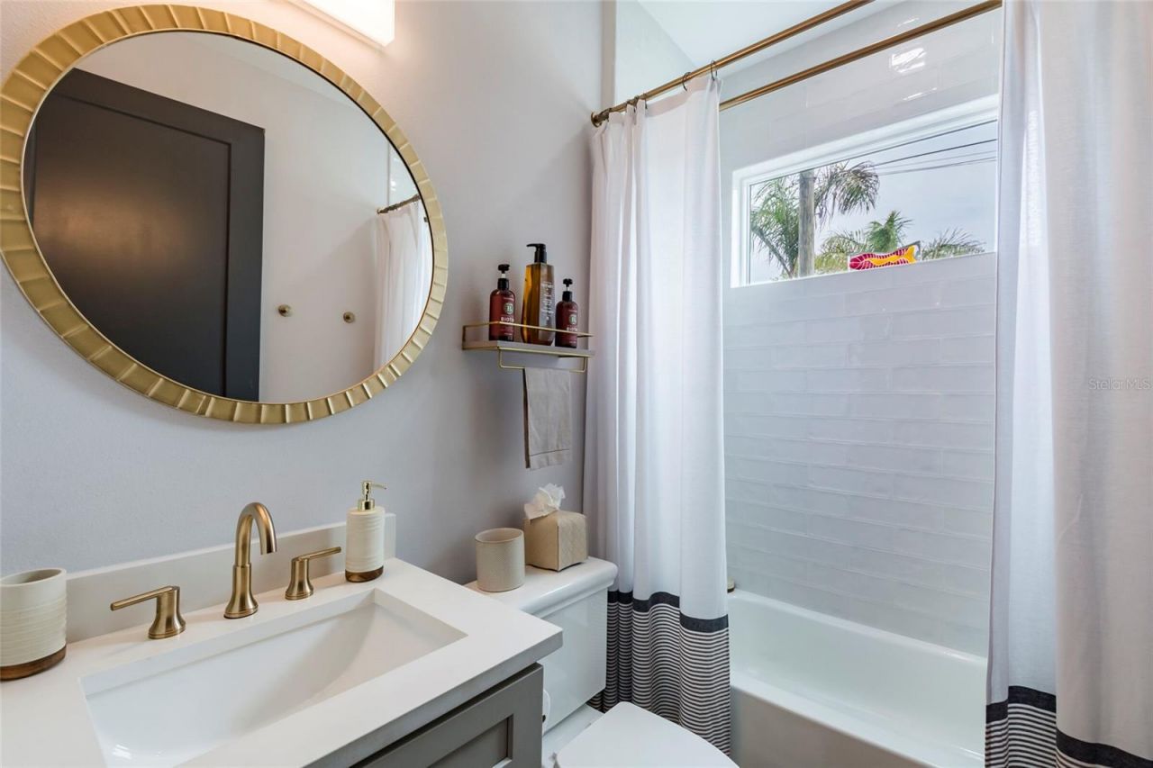 33 29th Street N, Saint Petersburg, FL 33713 Photo