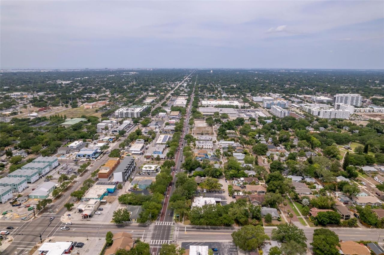 33 29th Street N, Saint Petersburg, FL 33713 Photo