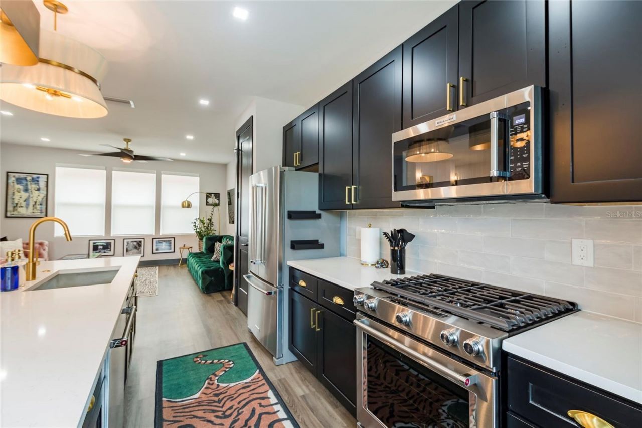 33 29th Street N, Saint Petersburg, FL 33713 Photo
