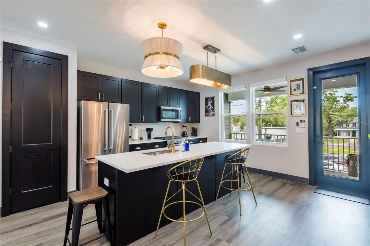 33 29th Street N, Saint Petersburg, FL 33713 Photo