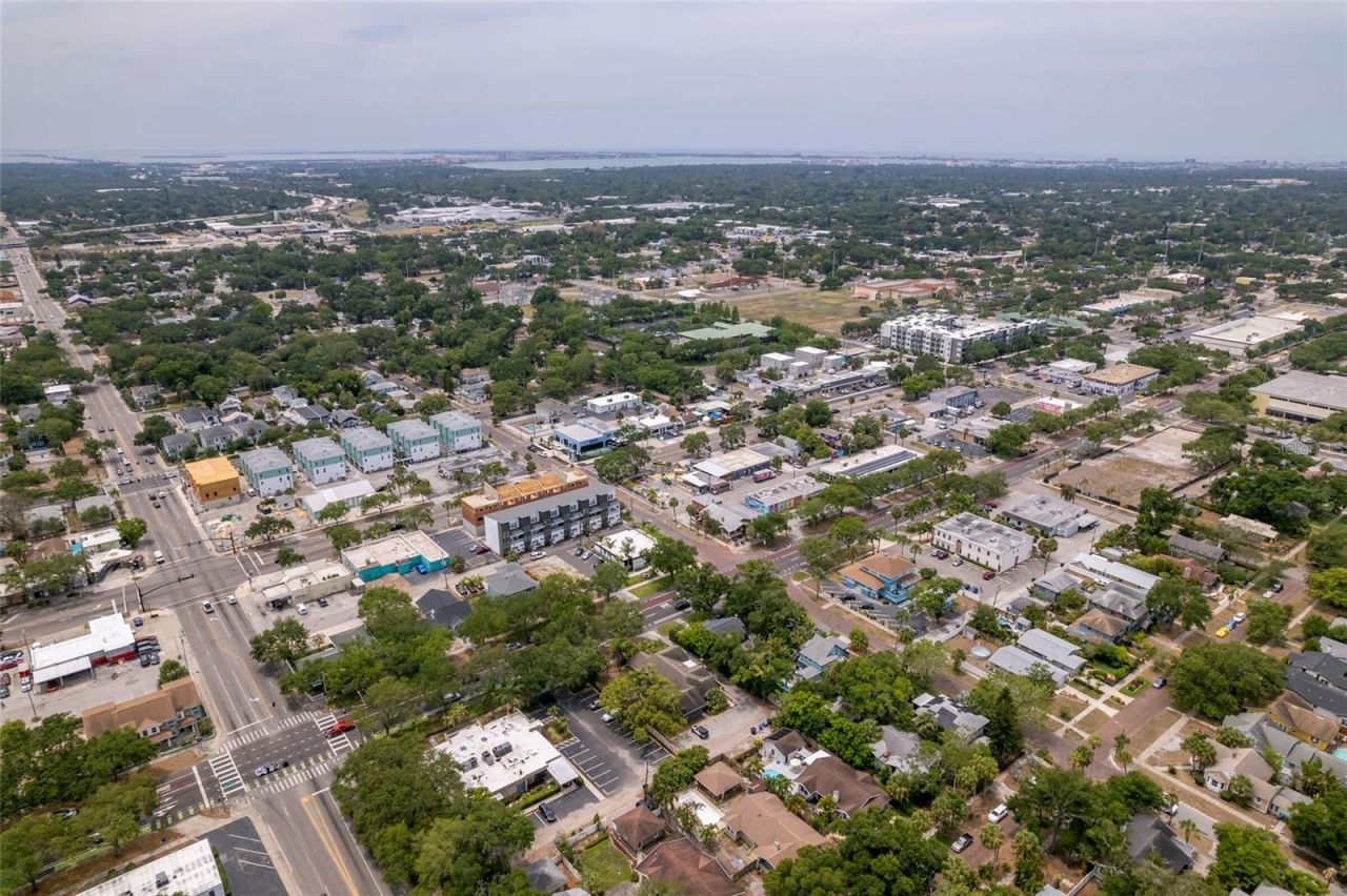 33 29th Street N, Saint Petersburg, FL 33713 Photo