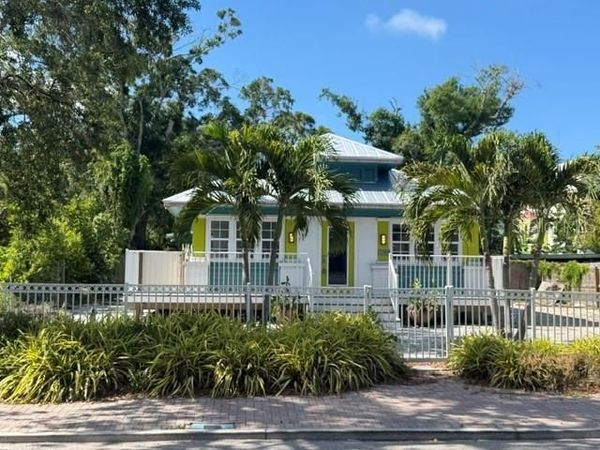 1207 13TH AVENUE W, BRADENTON, FL 34205