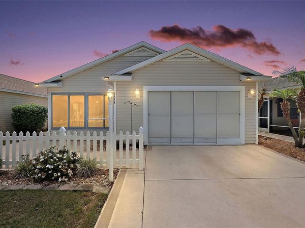 1858 ENDSLEY COURT , THE VILLAGES, FL 32162