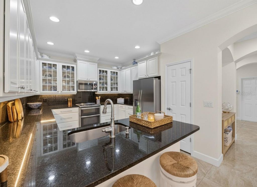 660 Chipper Drive , Sun City Center, FL 33573 Photo
