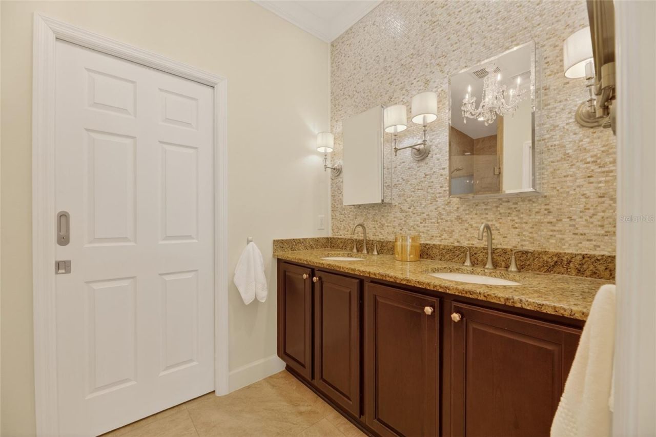 660 Chipper Drive , Sun City Center, FL 33573 Photo