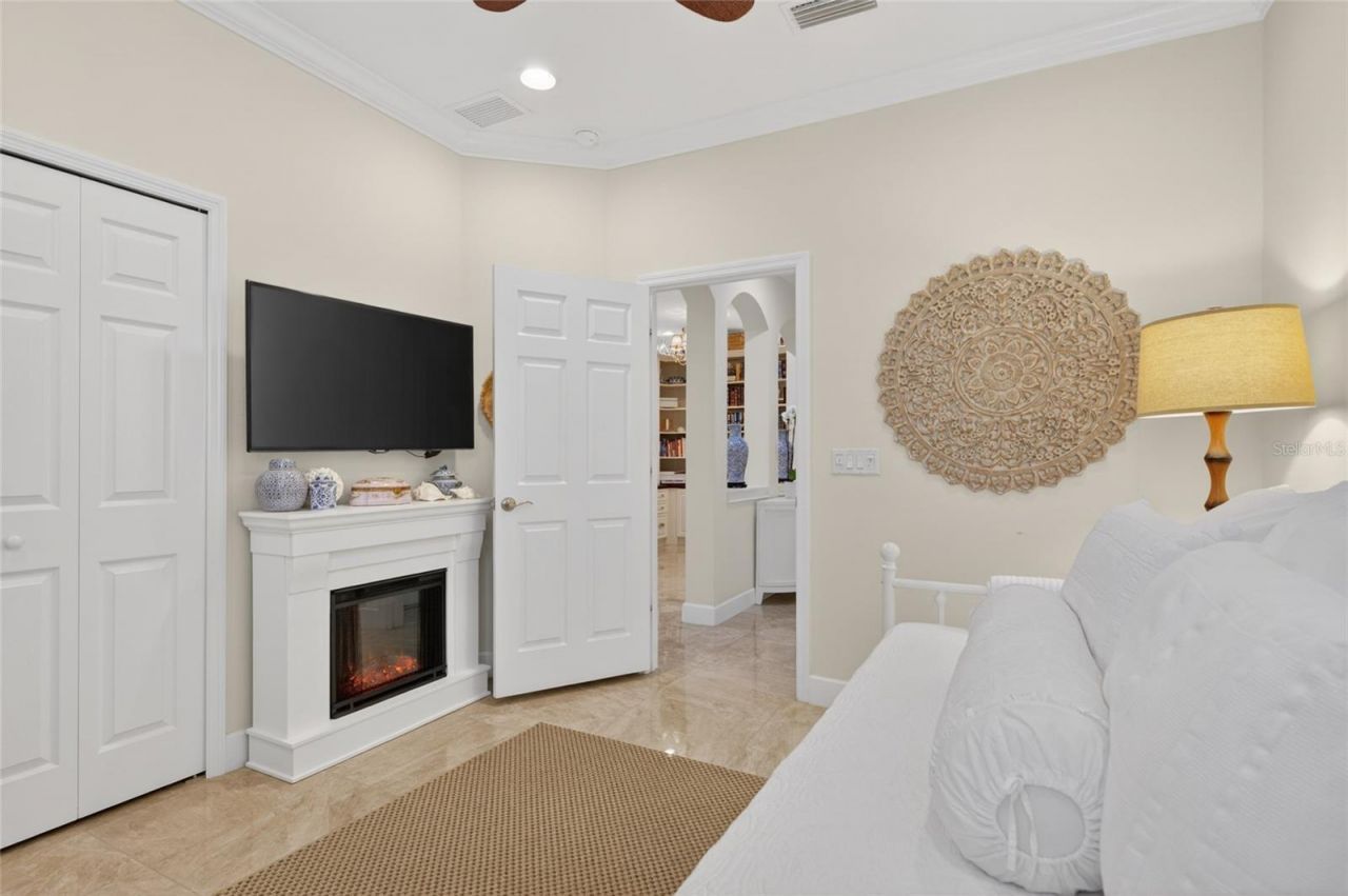 660 Chipper Drive , Sun City Center, FL 33573 Photo