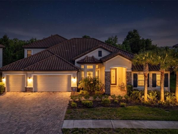 7224 GRAYBROOK DRIVE, WESLEY CHAPEL, FL 33545
