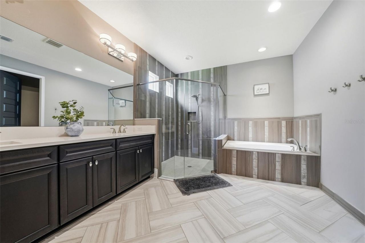 7224 Graybrook Drive, Wesley Chapel, FL 33545 Photo