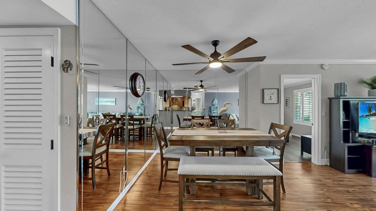 5220 Brittany Drive S, Unit 603, Saint Petersburg, FL 33715 Photo