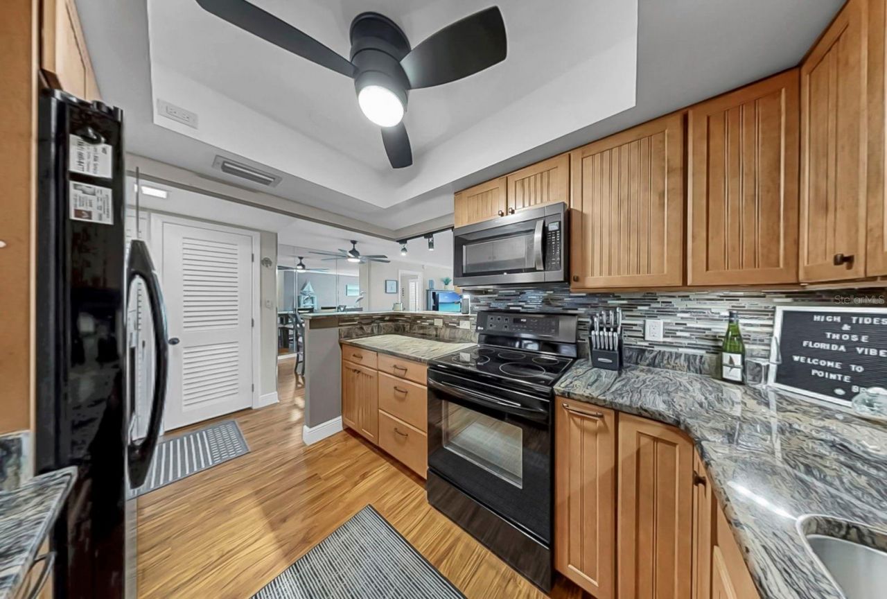 5220 Brittany Drive S, Unit 603, Saint Petersburg, FL 33715 Photo