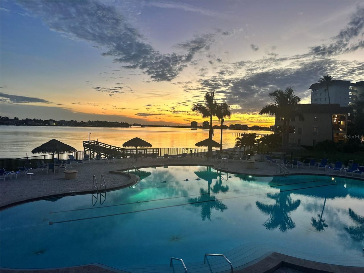 5220 Brittany Drive S, Unit 603, Saint Petersburg, FL 33715 Photo