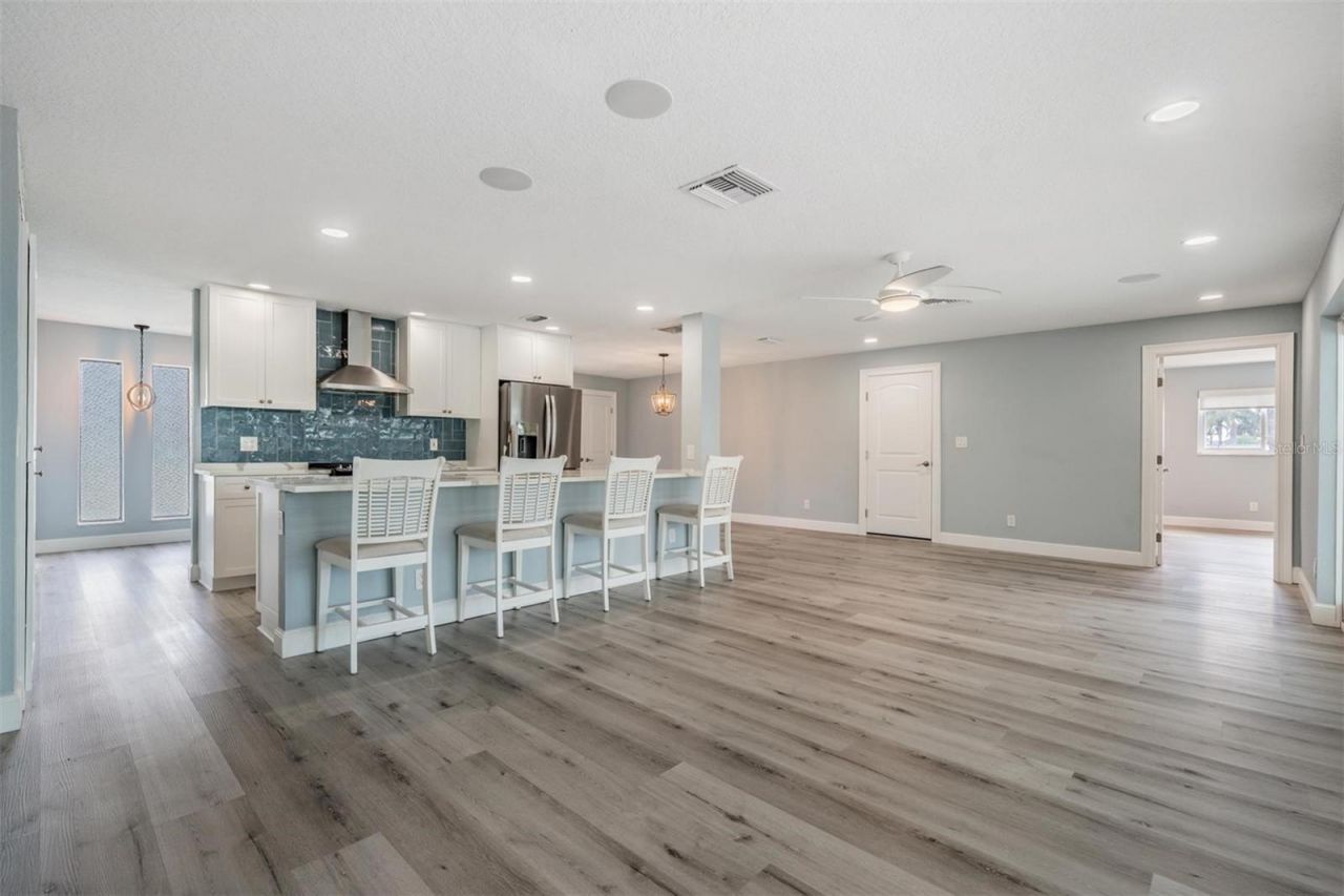 11599 Grove Street, Seminole, FL 33772 Photo