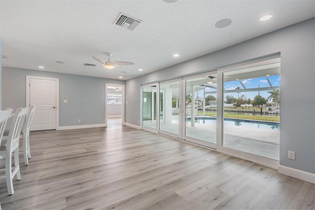 11599 Grove Street, Seminole, FL 33772 Photo