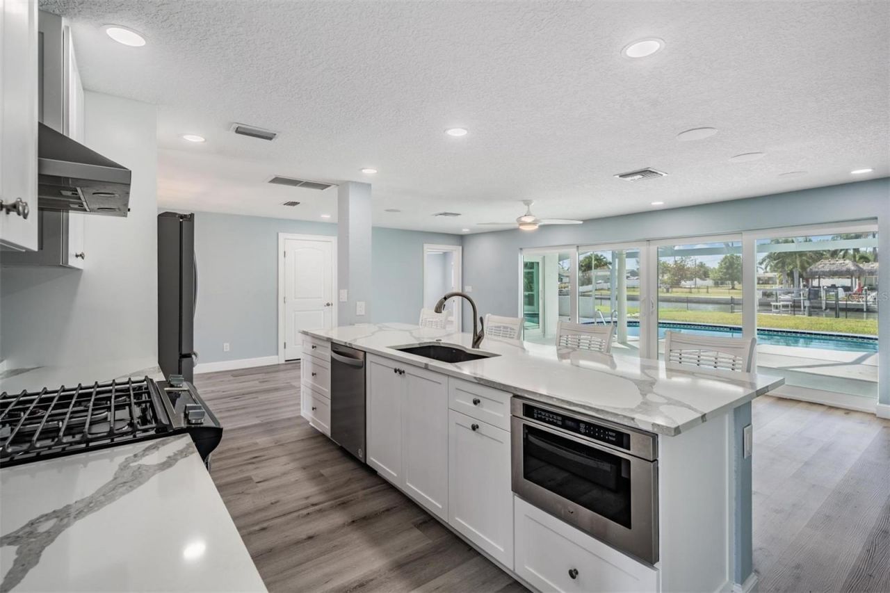 11599 Grove Street, Seminole, FL 33772 Photo