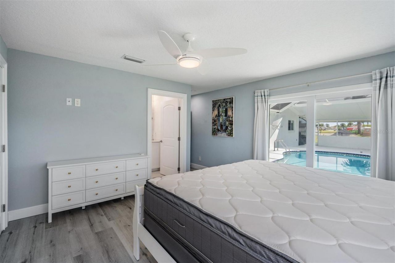 11599 Grove Street, Seminole, FL 33772 Photo