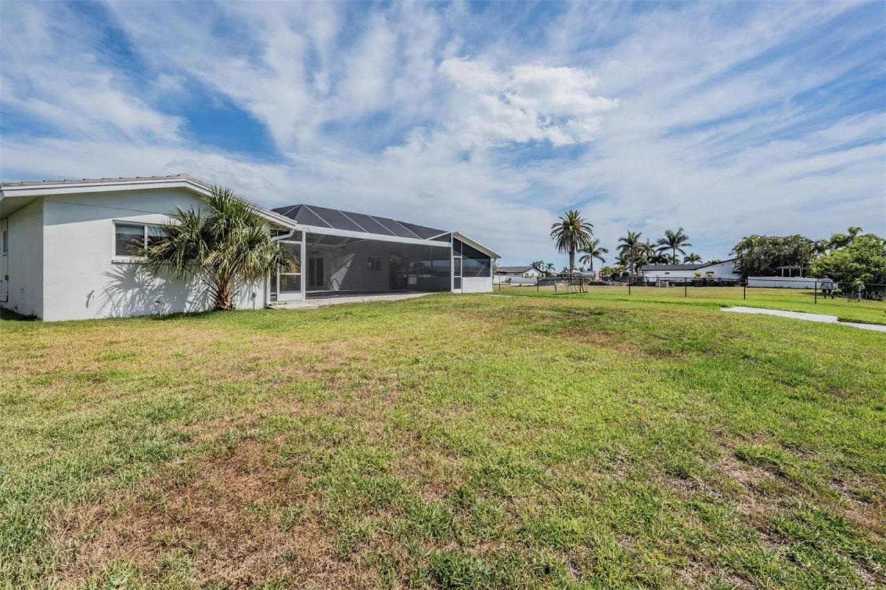 11599 Grove Street, Seminole, FL 33772 Photo