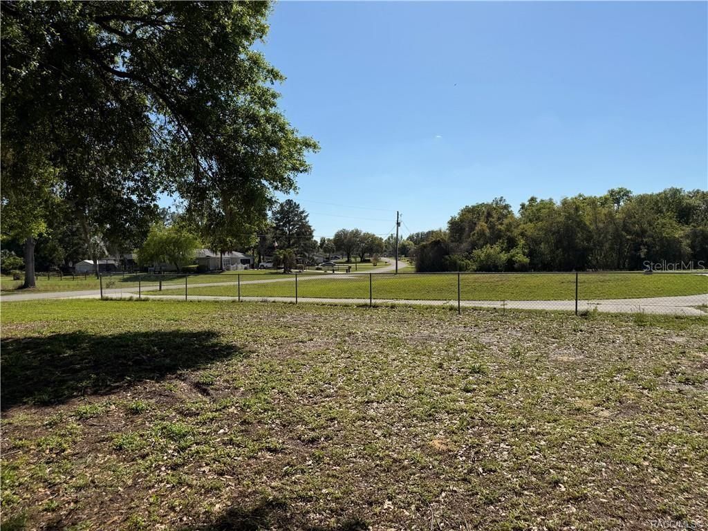 7533 E Applewood Drive , Inverness, FL 34450 Photo