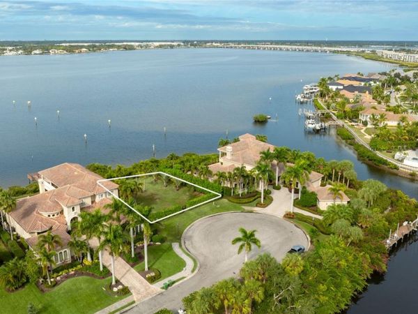 4223 HAWK ISLAND DRIVE, BRADENTON, FL 34208