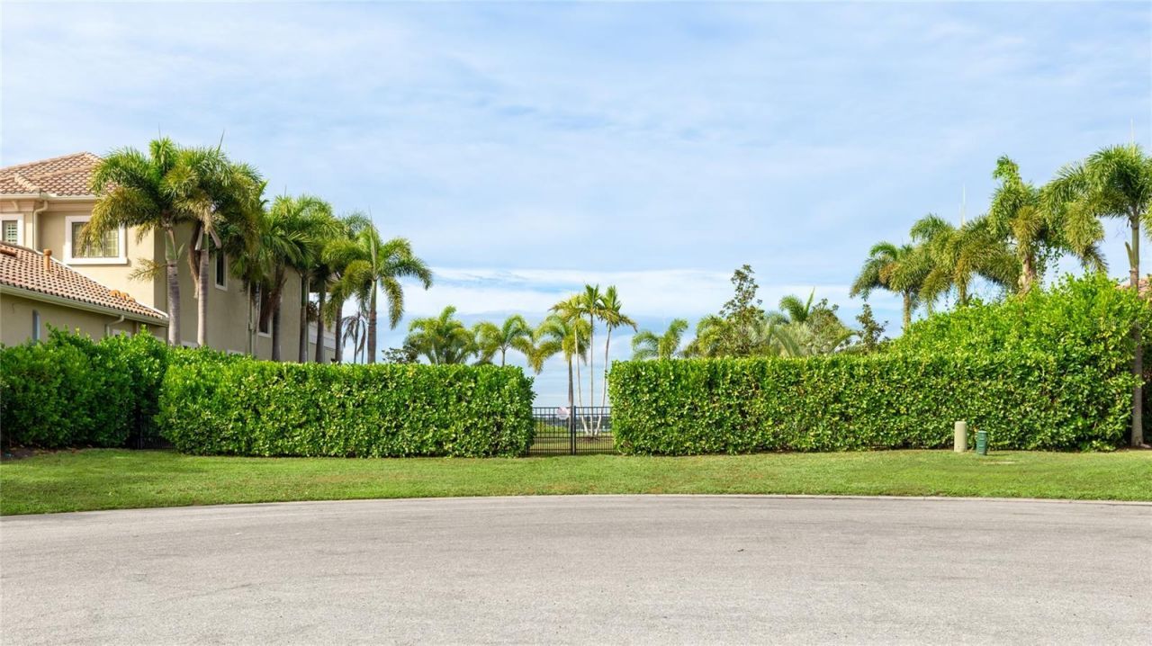 4223 Hawk Island Drive, Bradenton, FL 34208 Photo