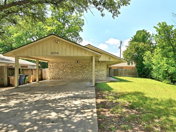 8204 EXMOOR DR, Austin, TX 78757