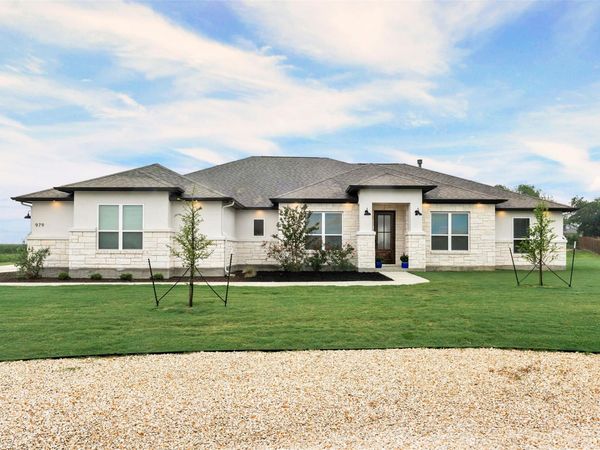 979 Inka RD, Salado, TX 76571