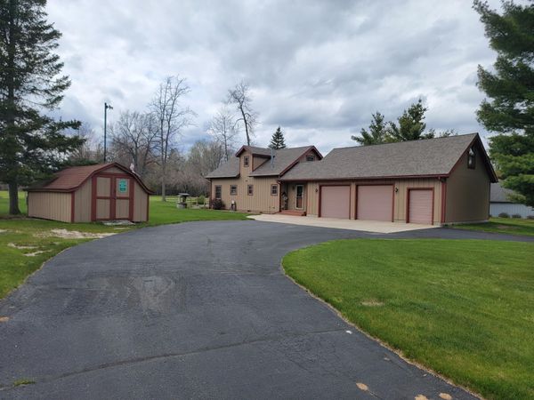 1071 Eagle Drive, St. Helen, MI 48656