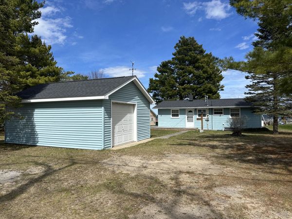 7724 U.S. 23, Oscoda, MI 48750