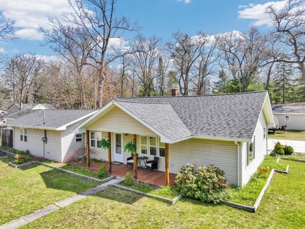 2765 S Gladwin Road, Prudenville, MI 48651