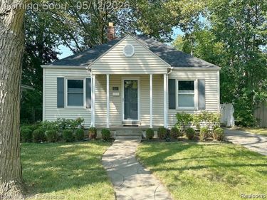 2659 Ellwood Avenue, Berkley, MI 48072
