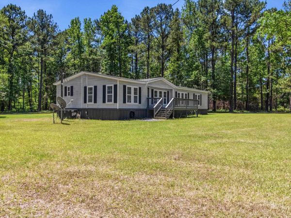 210 WINDING CREEK Road , Quincy, FL 32351