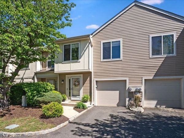 2103 Park Pl, Springfield, NJ 07081