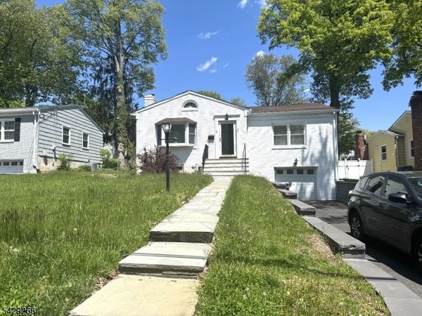 9 Evergreen Ter, Millburn, NJ 07041